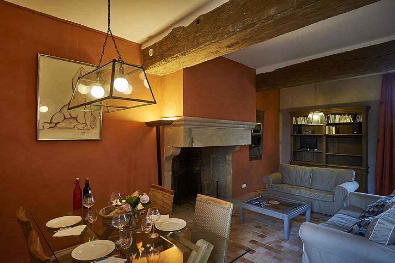 Gite La Terrasse - Manoir Le Plessix Madeuc Corseul Экстерьер фото